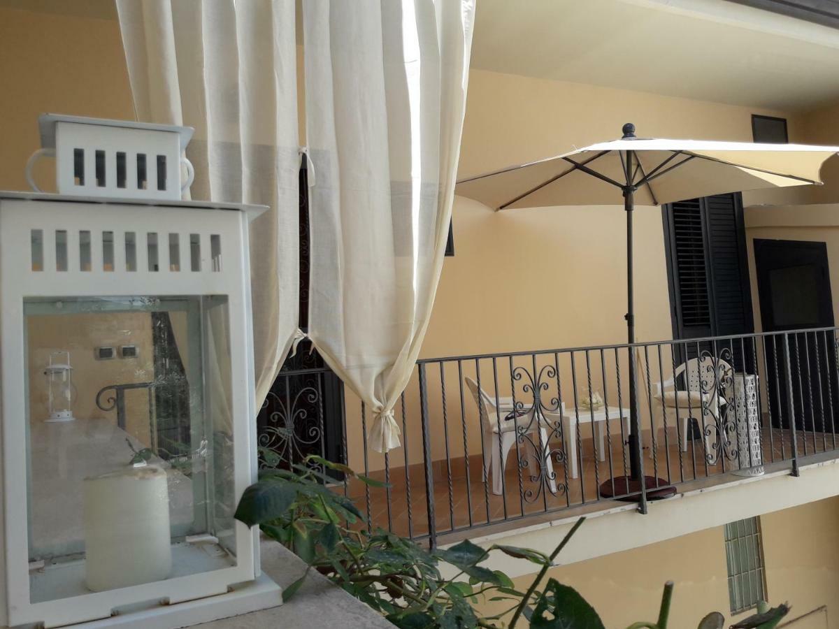 Residenza D'Epoca B&B Celeste Caserta Luaran gambar